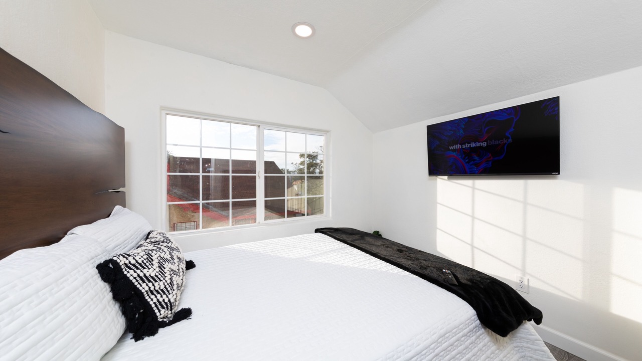 Photo of Bedroom in Los Angeles
