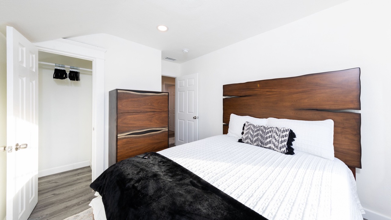 Photo of Bedroom in Los Angeles
