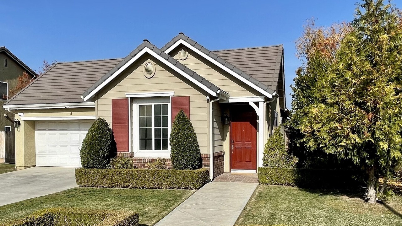 Photo of Outdoor in Raisin