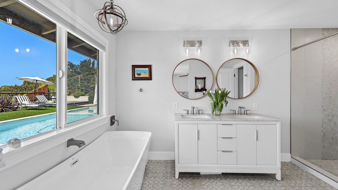 Photo of Bathroom in Laguna Niguel