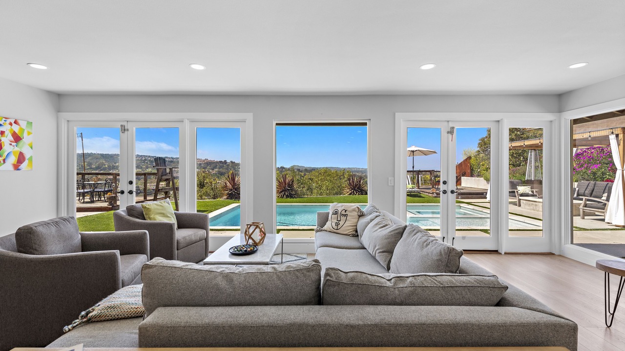 Photo of Livingroom in Laguna Niguel