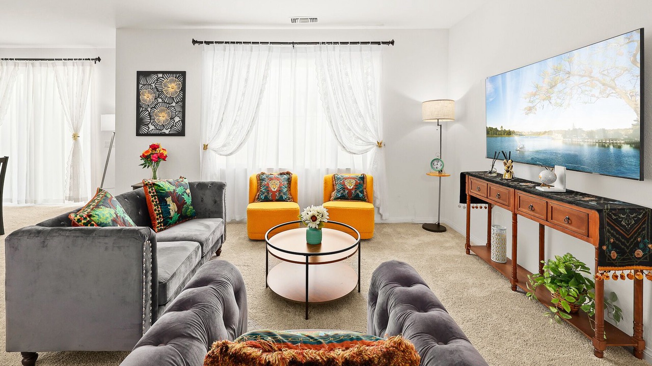 Photo of Livingroom in Chino