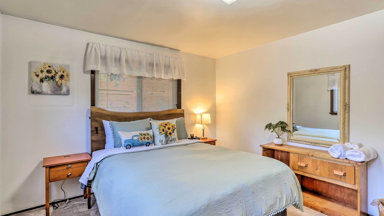 Photo of Bedroom in Willow Creek