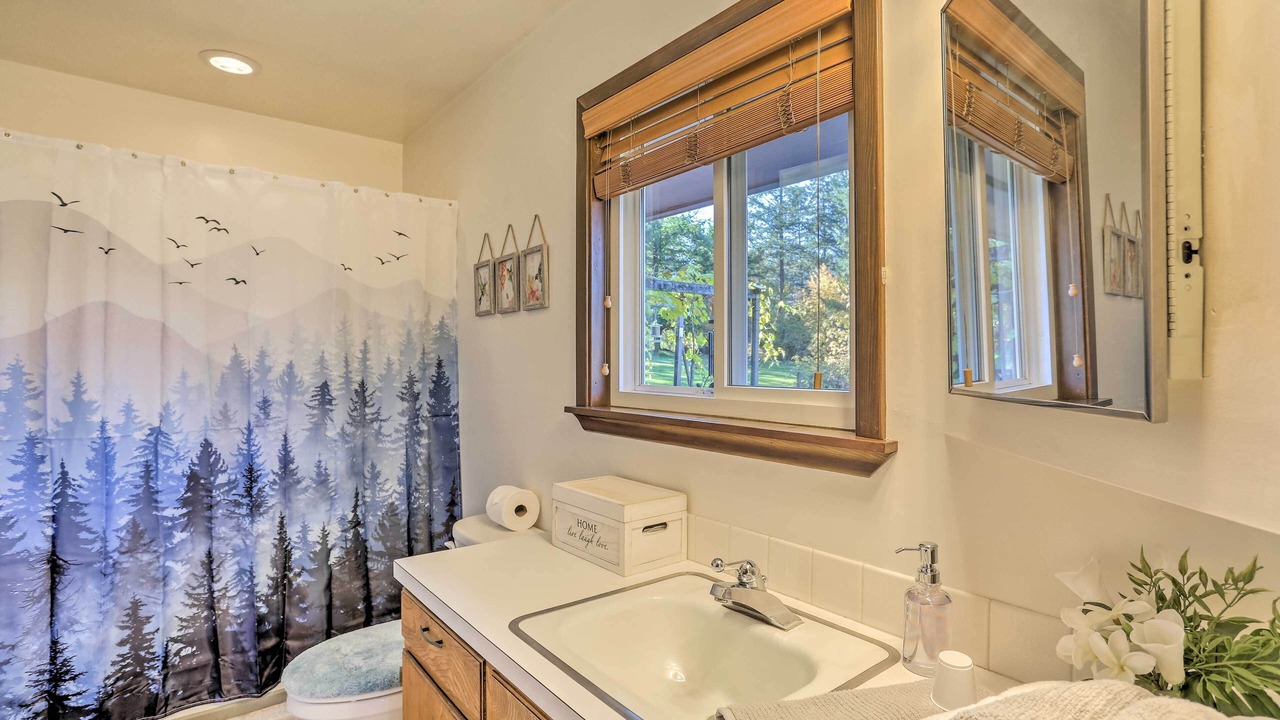 Photo of Bathroom in Willow Creek
