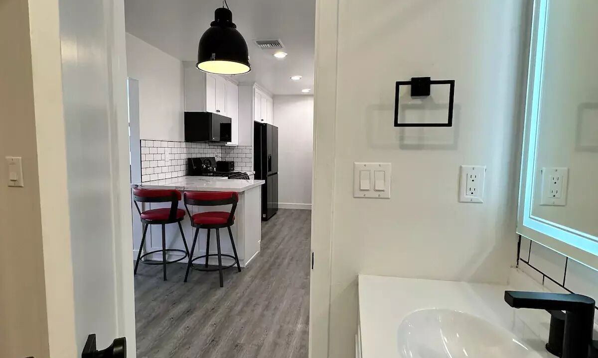 Photo of Bathroom in Gardena
