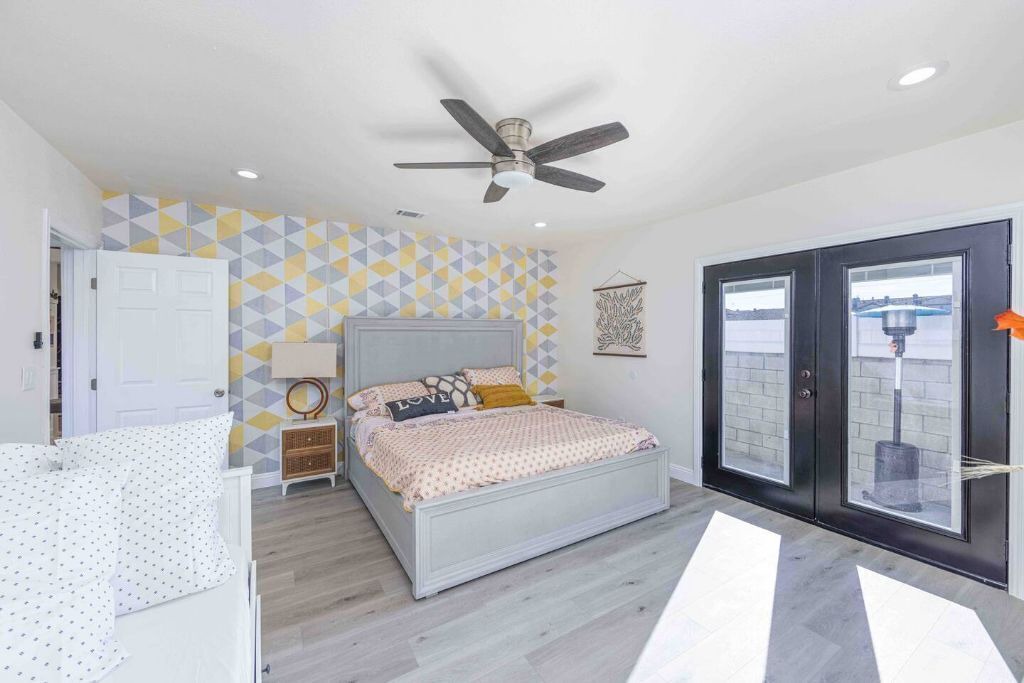 Photo of Bedroom in Midway City