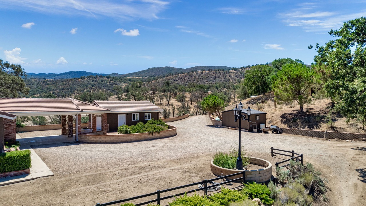 Photo of Others in Tehachapi