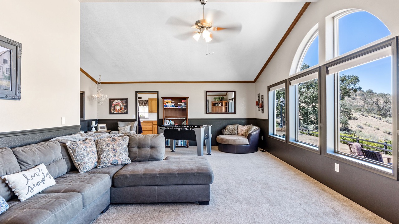 Photo of Bedroom in Tehachapi