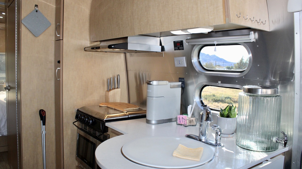 Photo of Kitchen in Tecopa