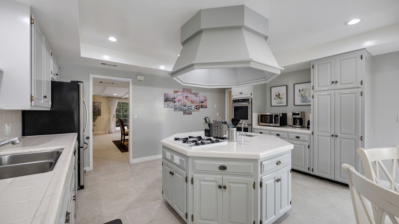 Photo of Kitchen in Sherwood Forest and Thistle Development