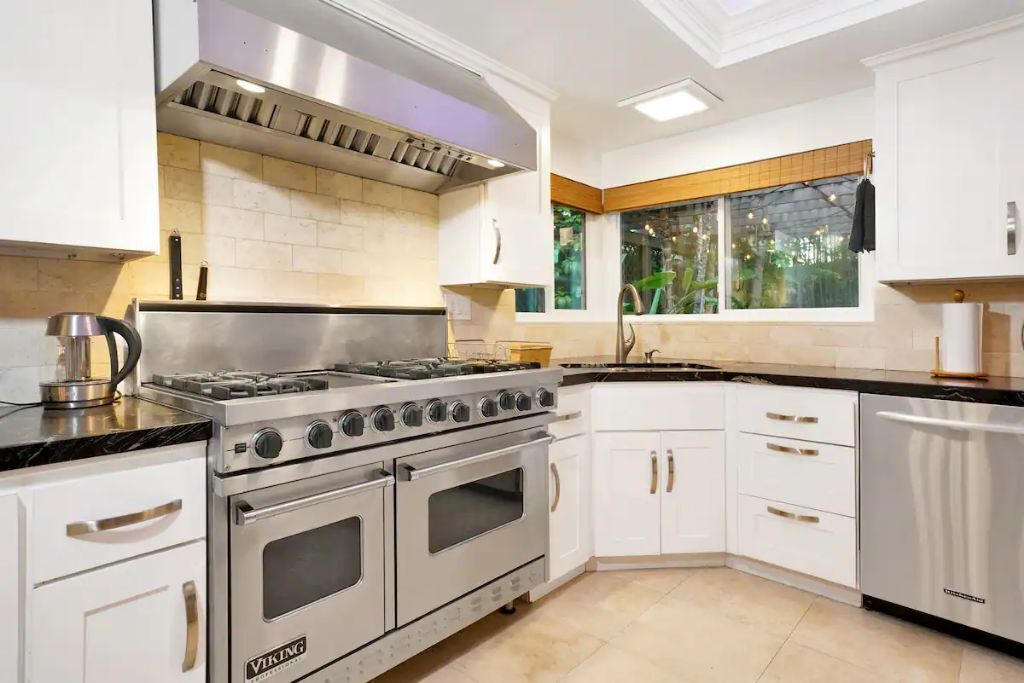 Photo of Kitchen in Costa Mesa
