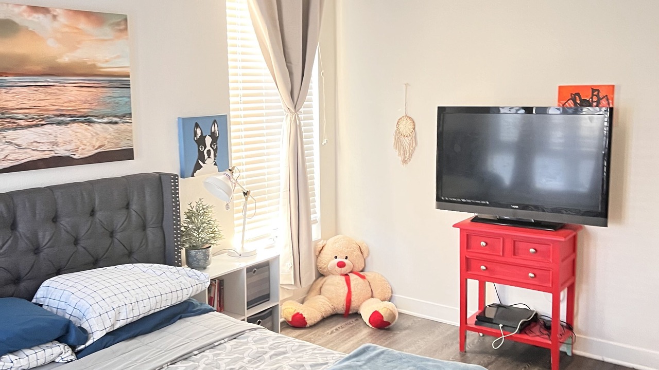 Photo of Bedroom in Glendale
