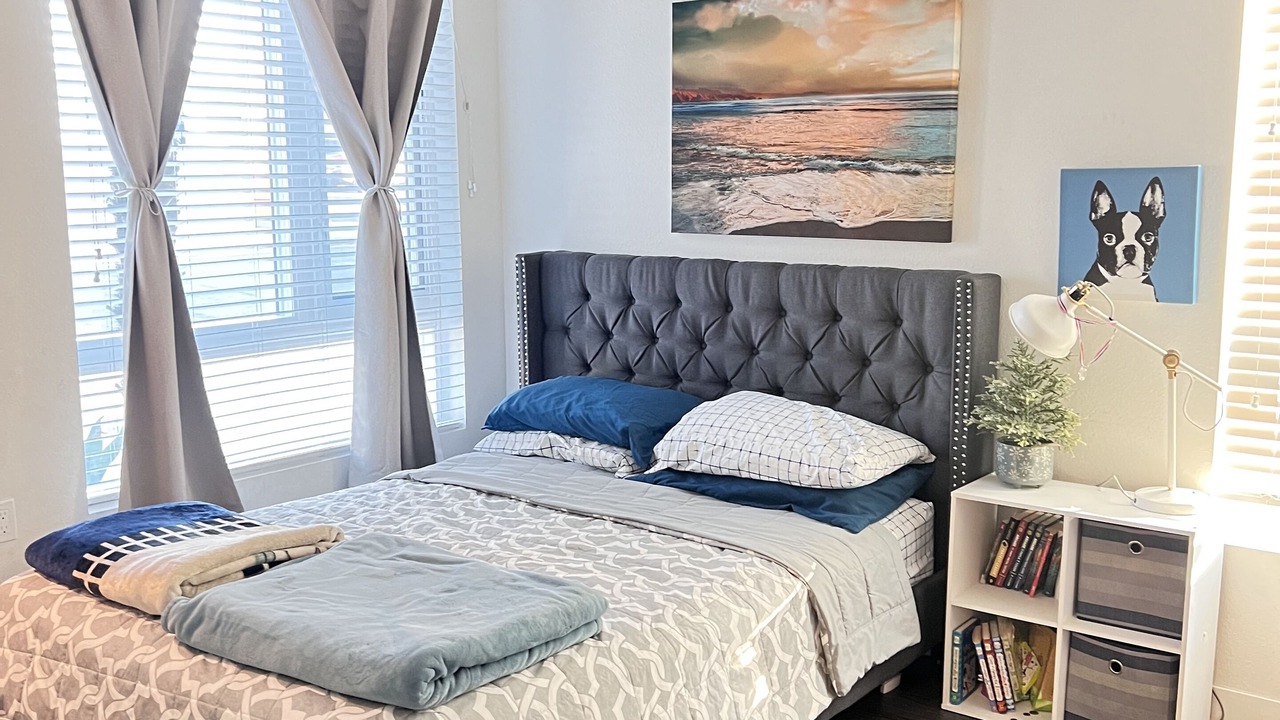 Photo of Bedroom in Glendale
