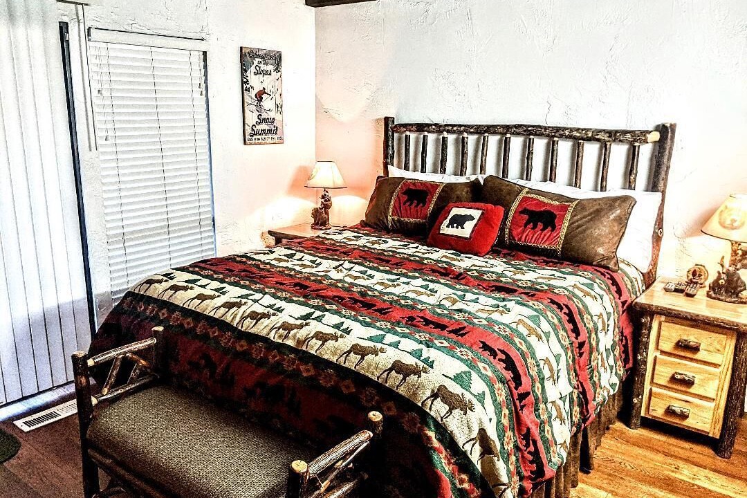 Photo of Bedroom in Big Bear Lake