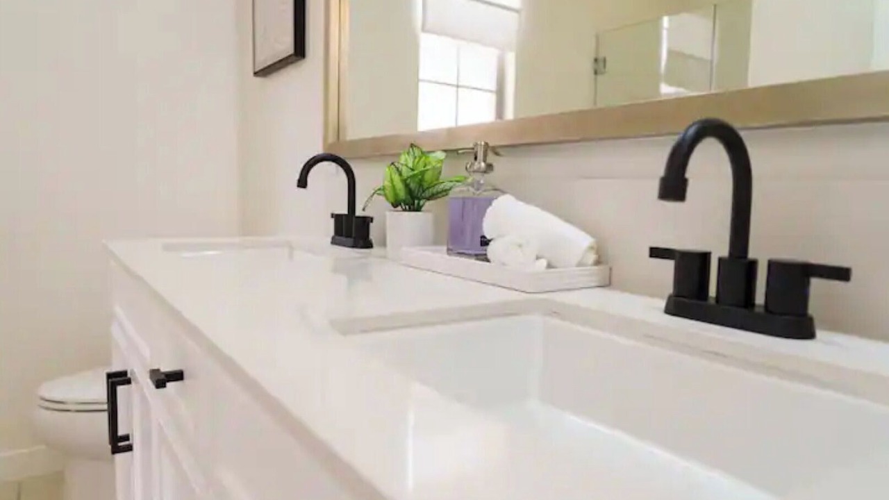 Photo of Bathroom in Azusa