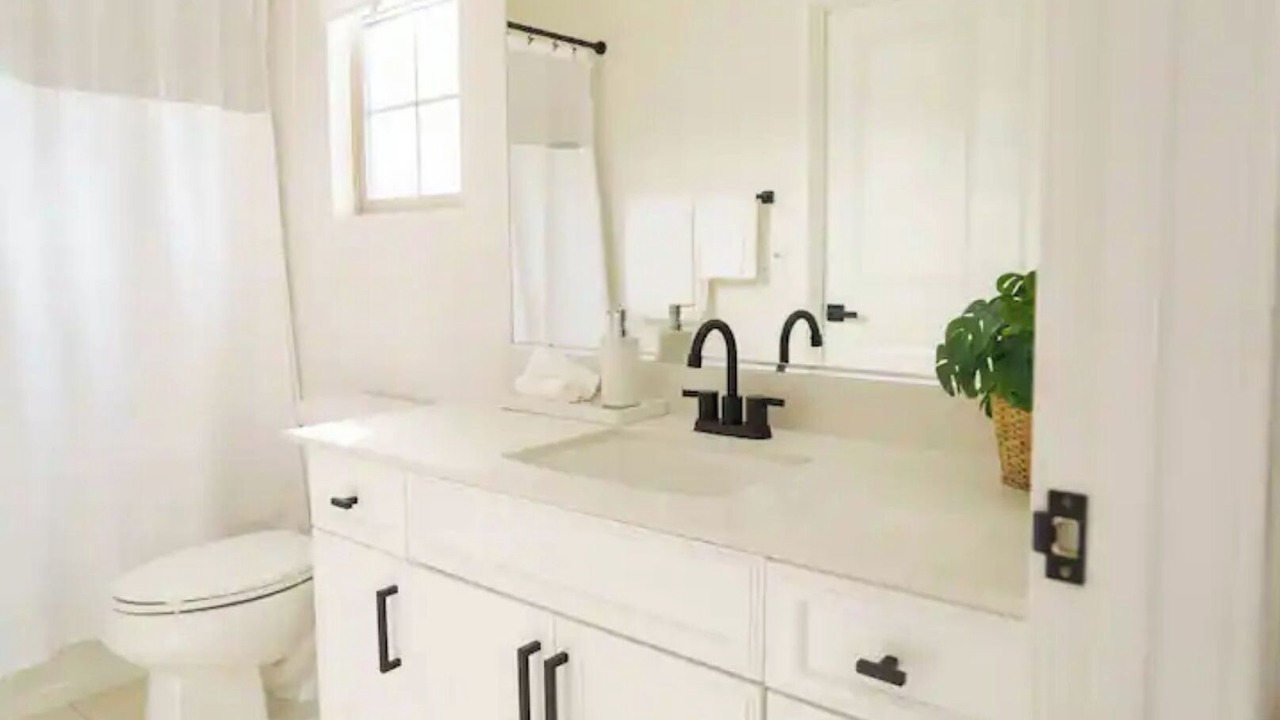 Photo of Bathroom in Azusa