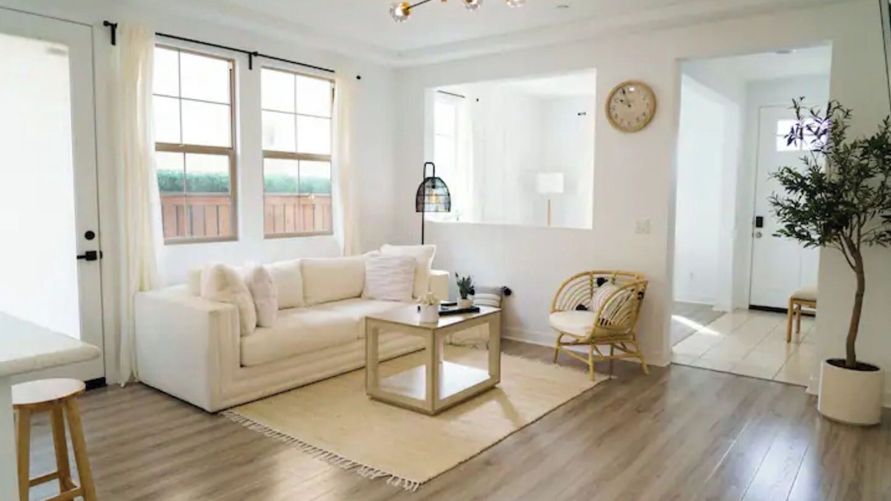 Photo of Livingroom in Azusa