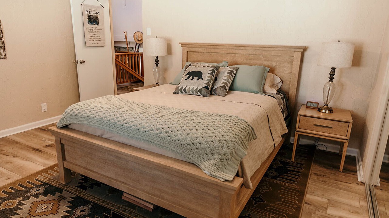 Photo of Bedroom in Kernville