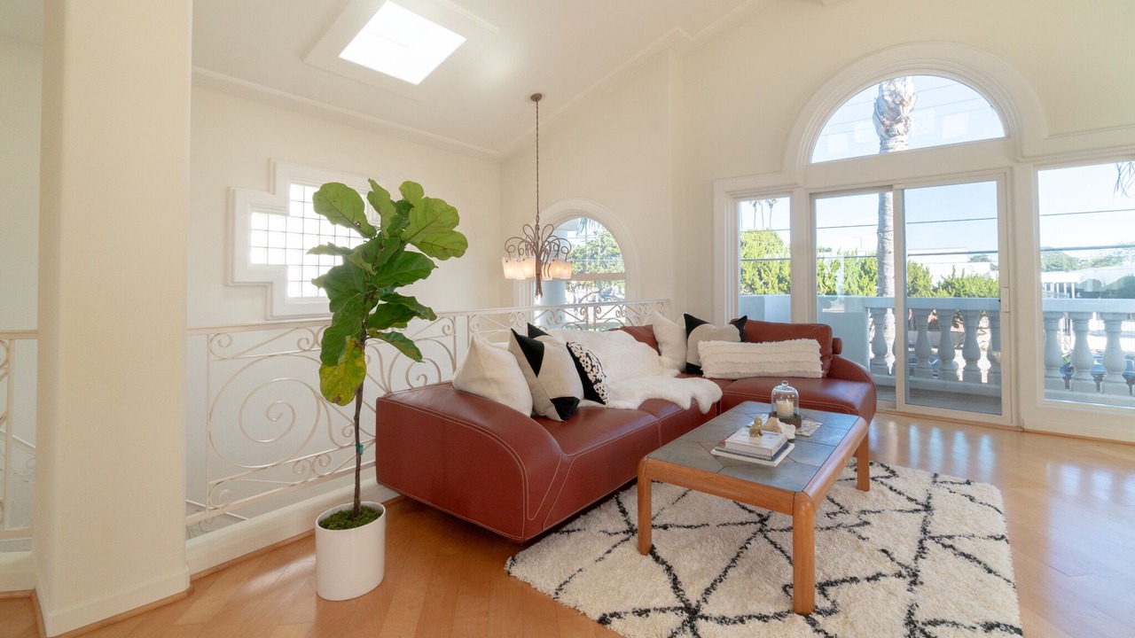 Photo of Livingroom in South Redondo