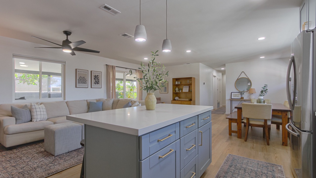 Photo of Bedroom in North Valley
