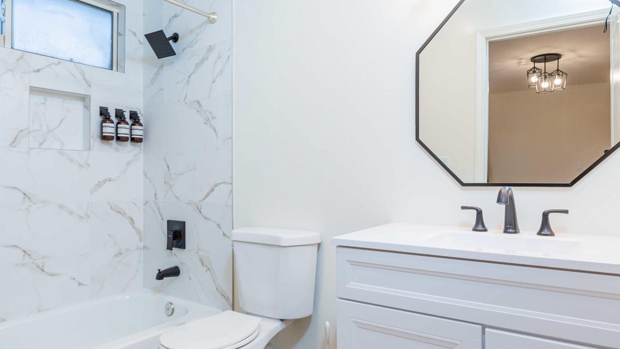 Photo of Bathroom in East Pasadena