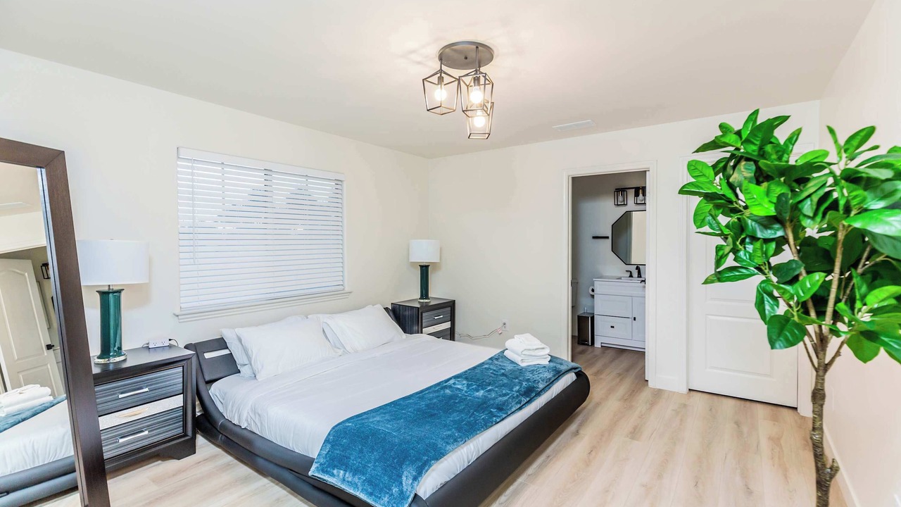 Photo of Bedroom in East Pasadena