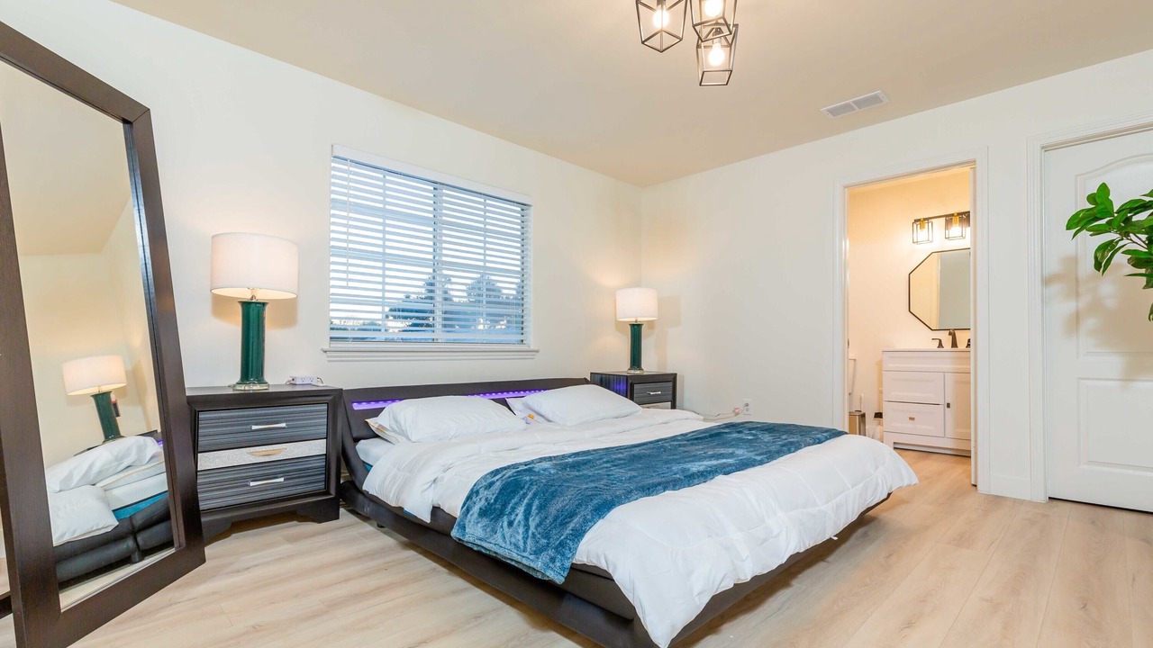 Photo of Bedroom in East Pasadena