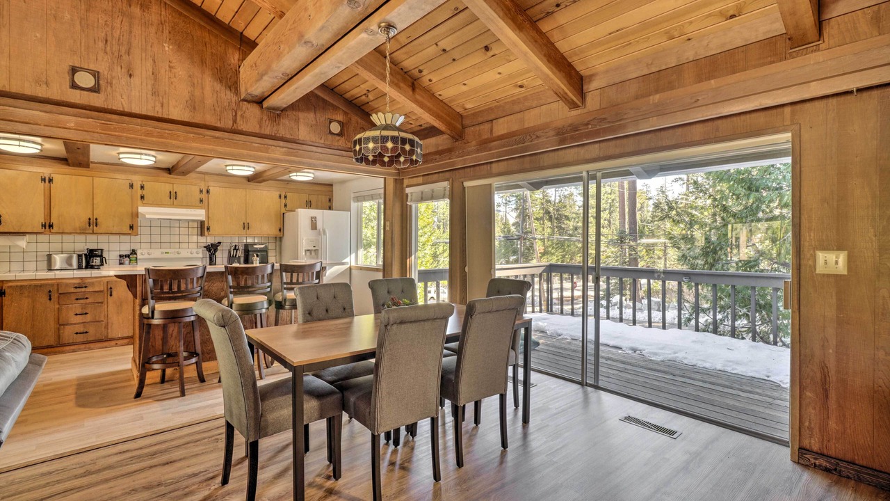 Photo of Bedroom in Tahoe Sierra Estates