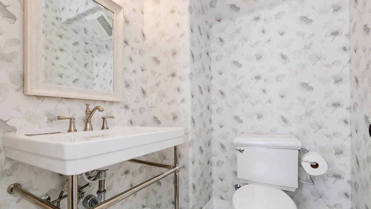 Photo of Bedroom in Pasadena