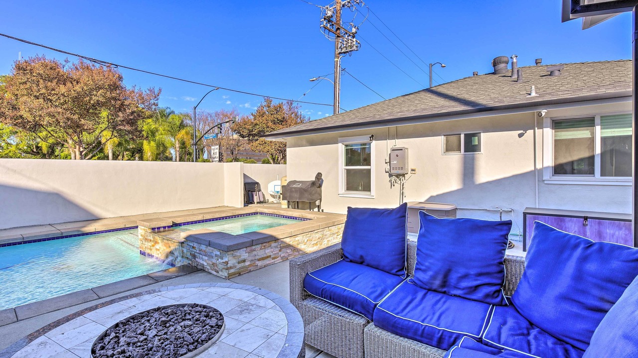 Photo of Patio Balcony in Norwalk