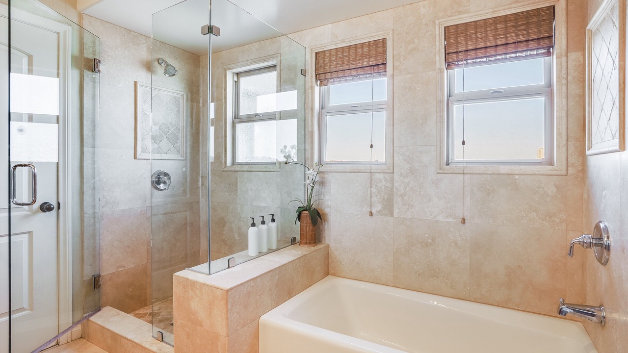 Photo of Bathroom in South Mission Beach