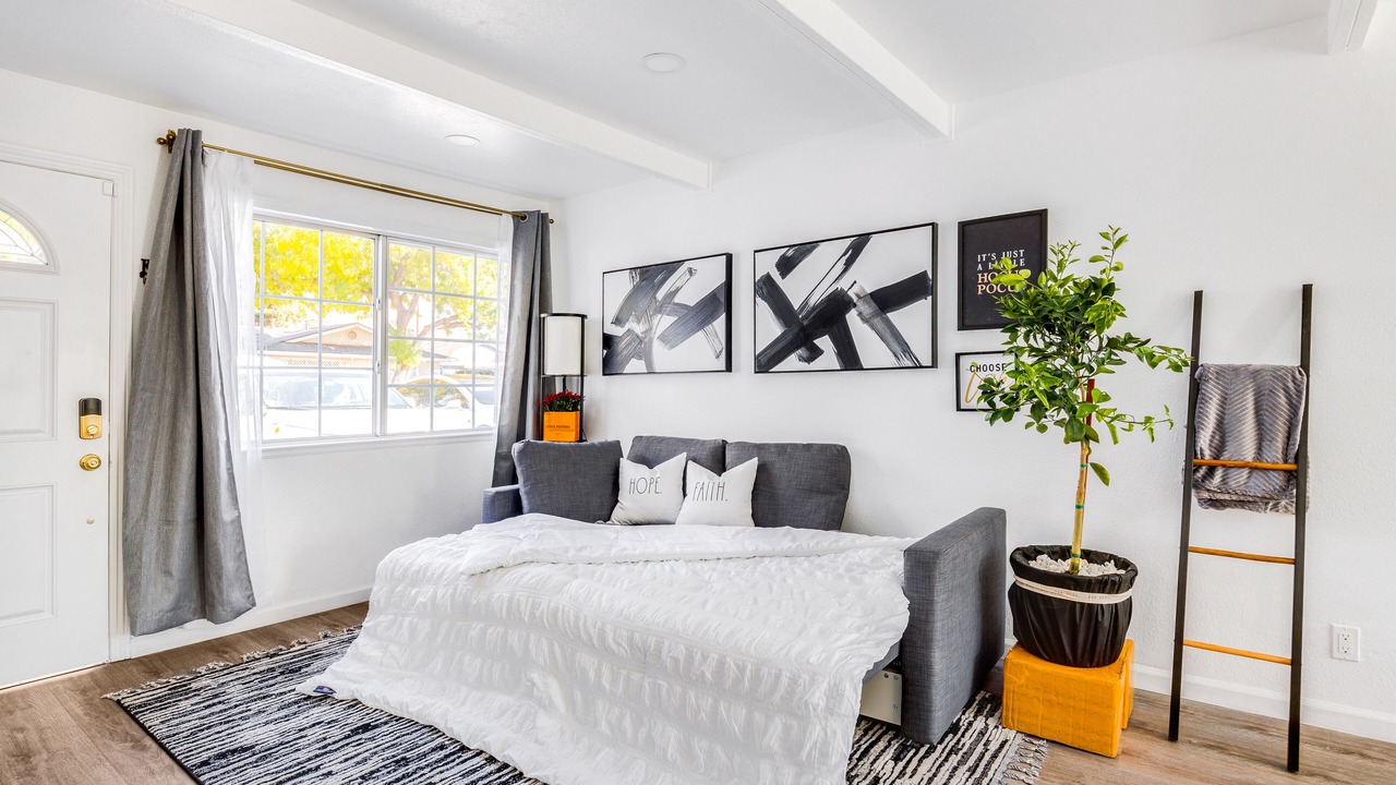 Photo of Bedroom in Milpitas