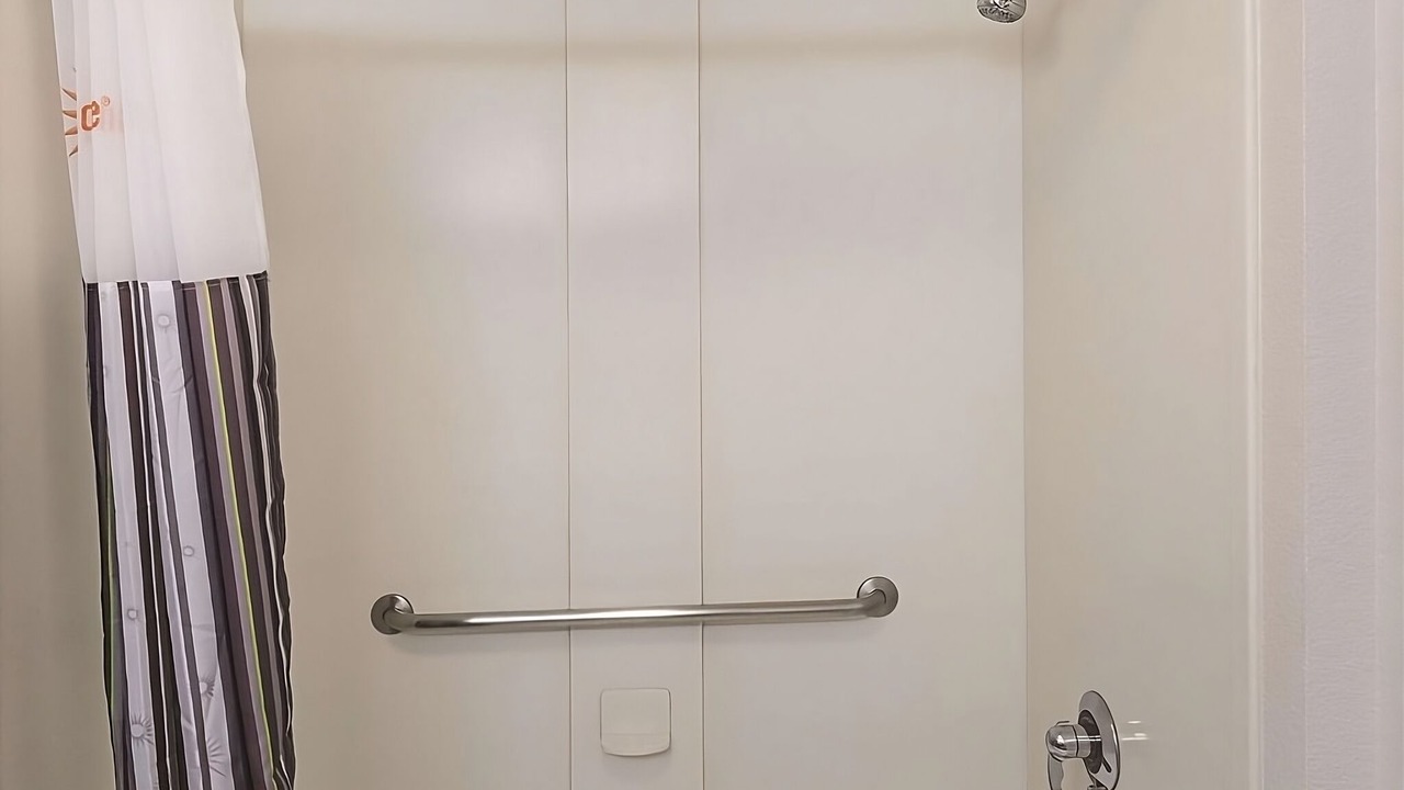 Photo of Bathroom in Guasti
