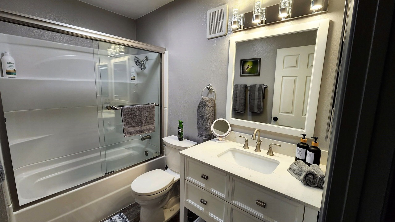 Photo of Bathroom in Loma Alta