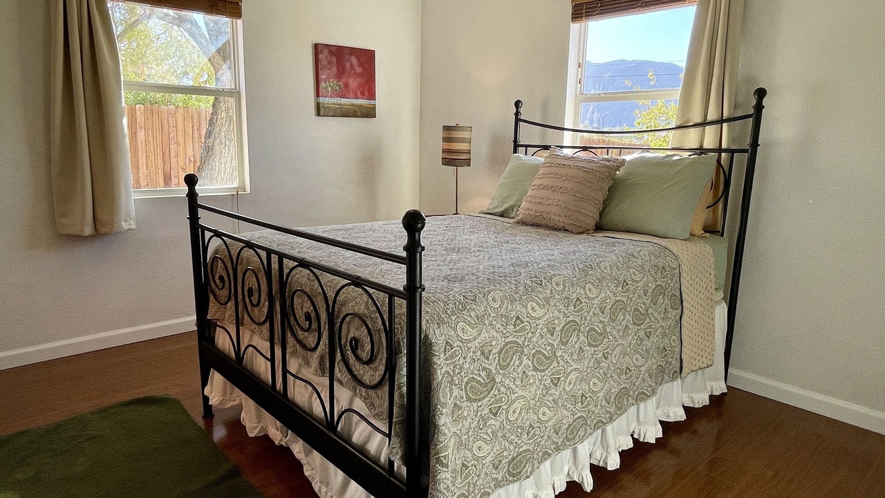 Photo of Bedroom in Twentynine Palms