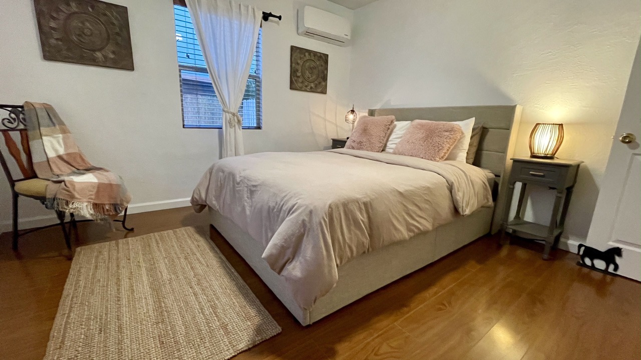 Photo of Bedroom in Twentynine Palms
