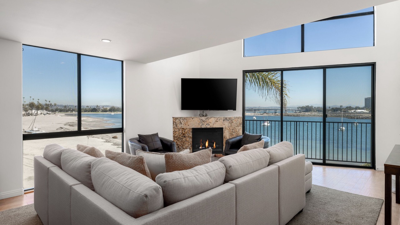Photo of Bedroom in South Mission Beach