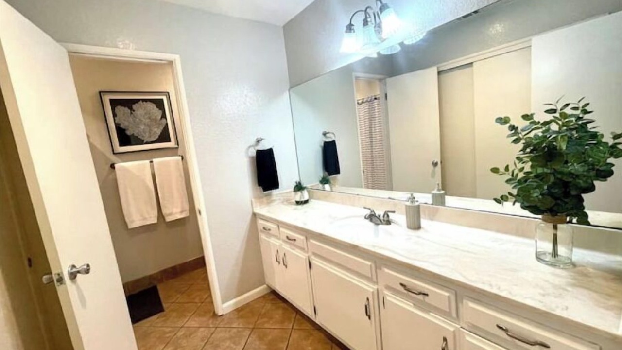 Photo of Bathroom in Lake Elsinore