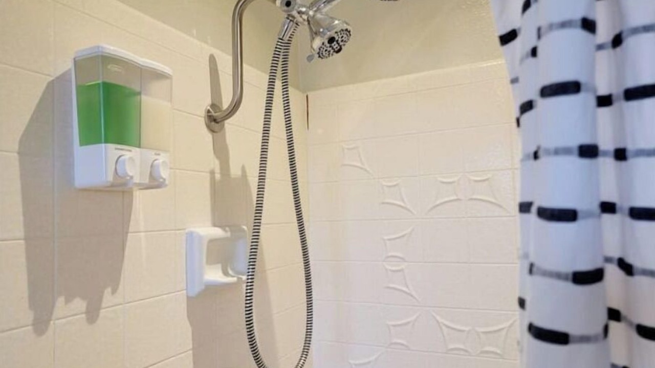Photo of Bathroom in Lake Elsinore