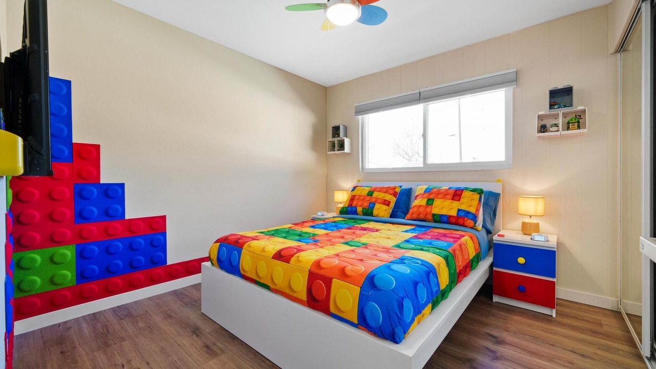 Photo of Bedroom in Anaheim Resort