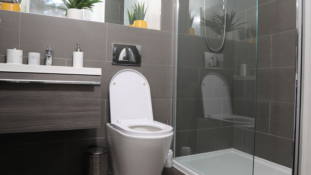 Photo of Bathroom in Coventry City Centre