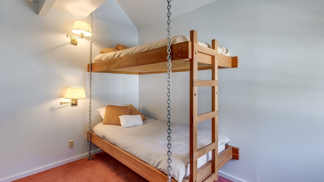 Photo of Bedroom in Bear Valley