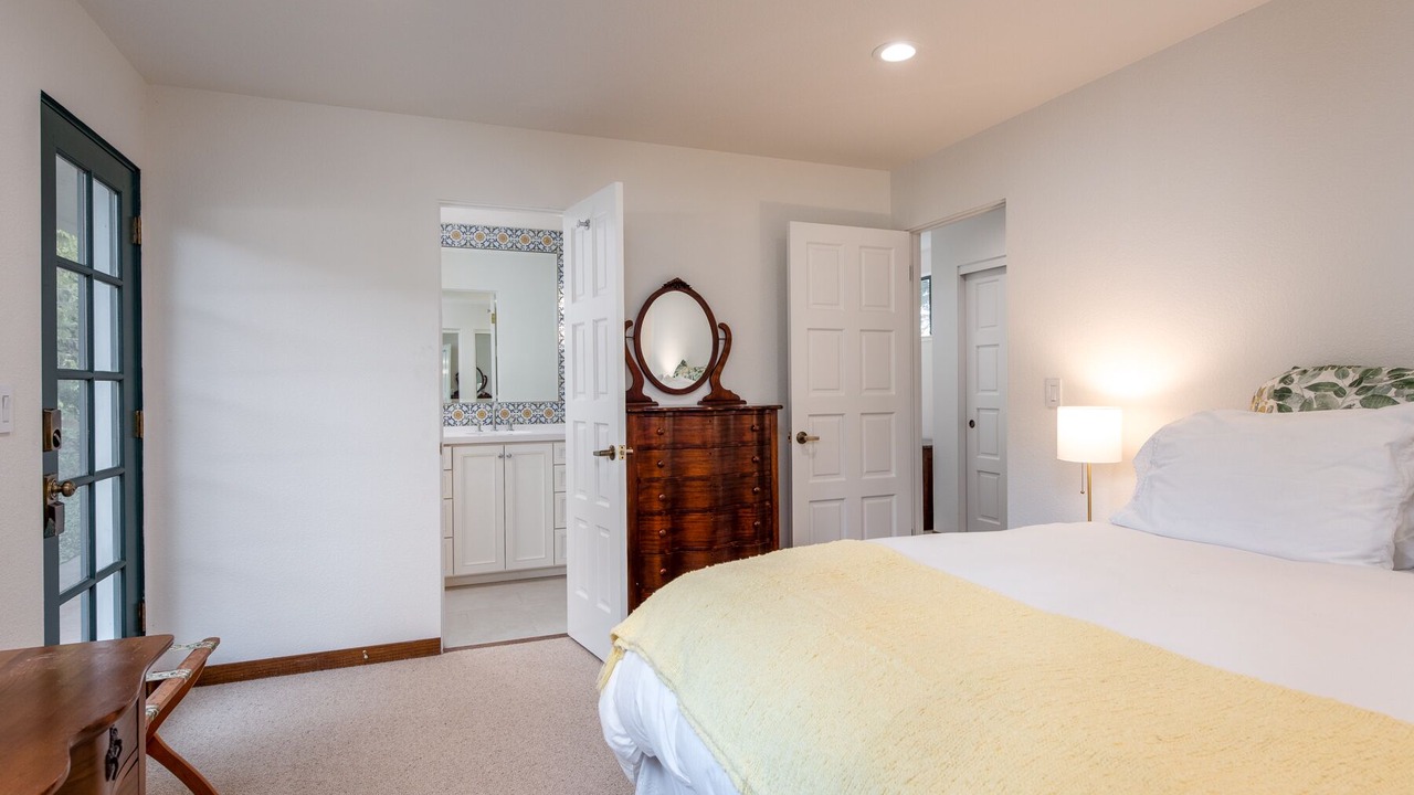 Photo of Bedroom in Santa Rosa