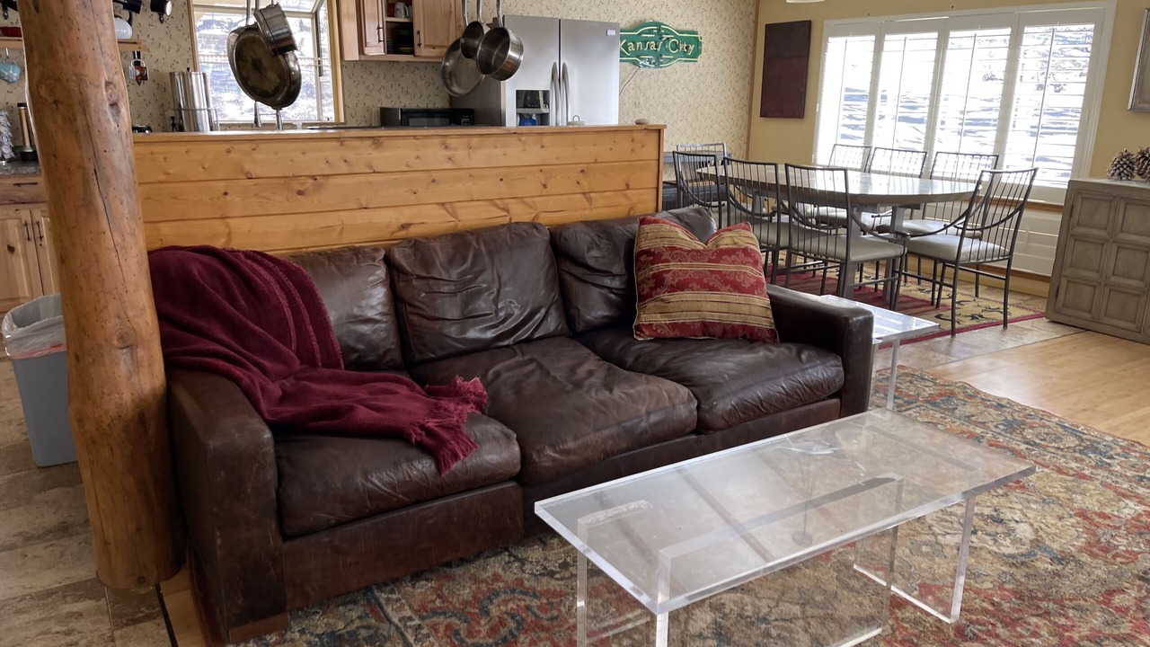 Photo of Livingroom in Tehachapi