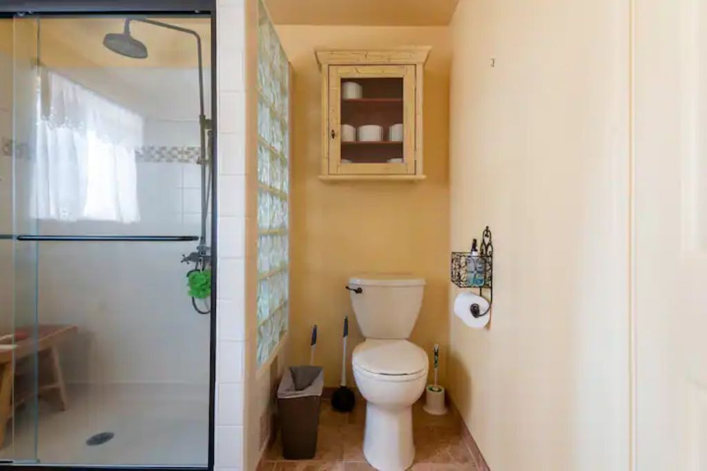 Photo of Bathroom in Tehachapi