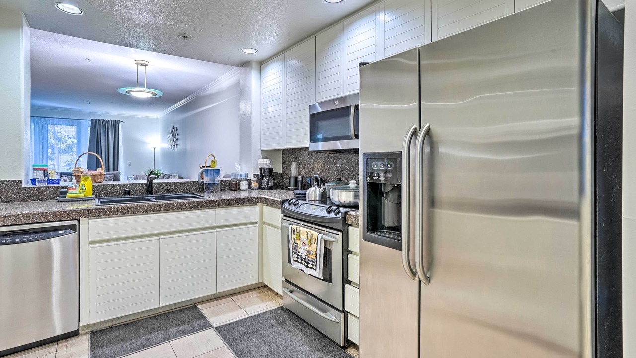 Photo of Kitchen in Airport Area