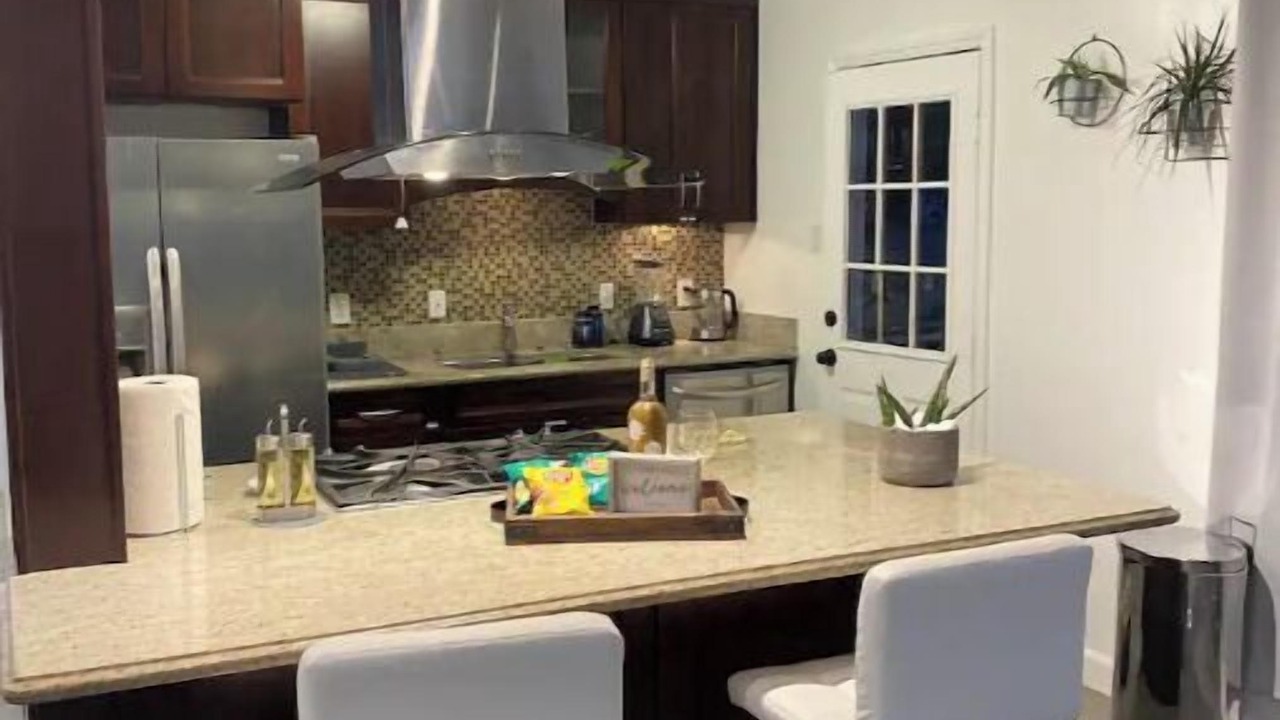 Photo of Kitchen in South Gate