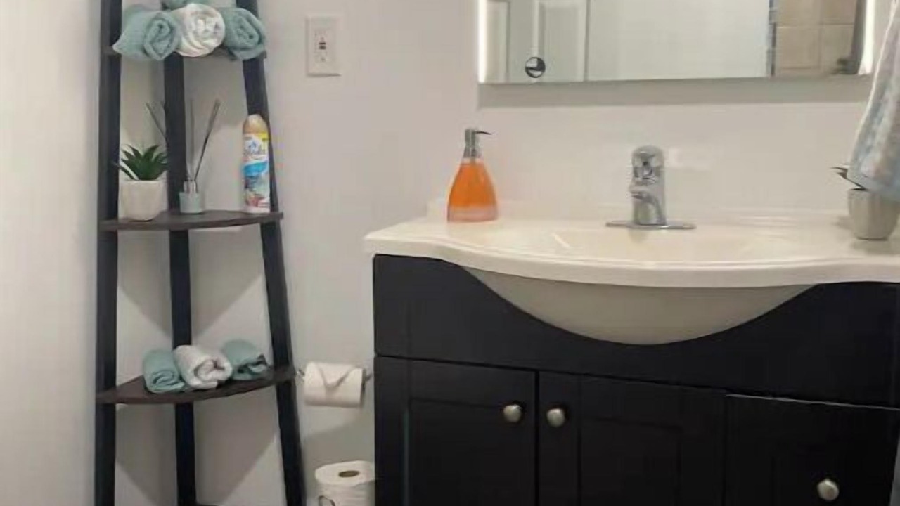 Photo of Bathroom in South Gate