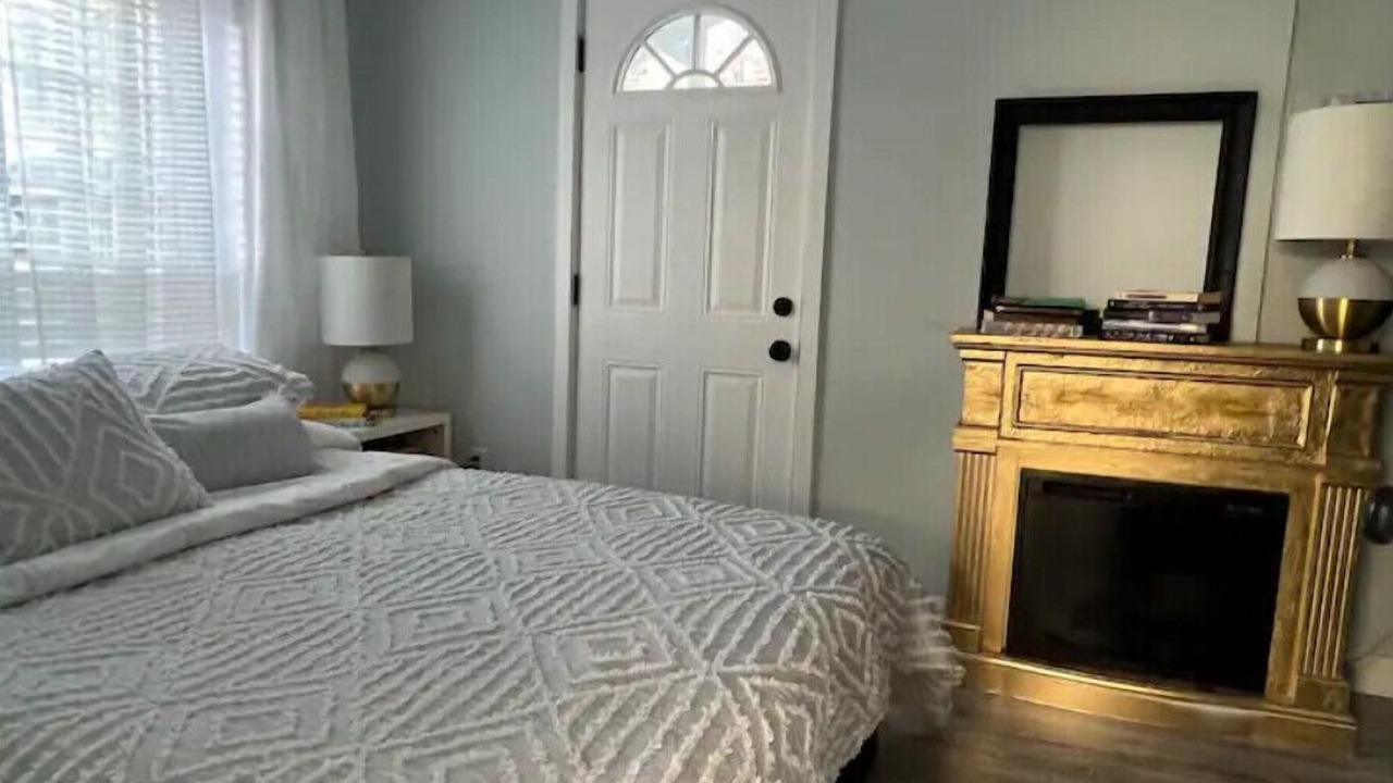 Photo of Bedroom in Glendale