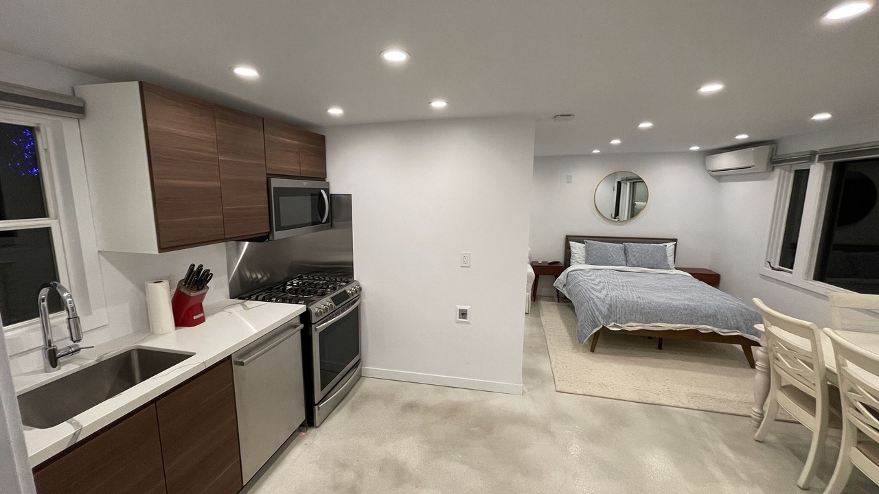 Photo of Bedroom in Capistrano Beach